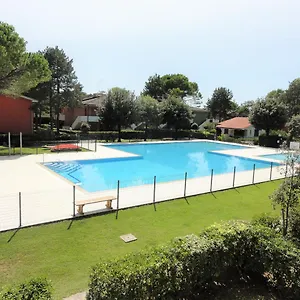 https://villaggio-azzurro-bibione.hotelinveneto.com